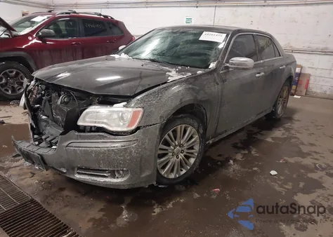 2013 Chrysler 300C Awd from USA, damaged, VIN 2C3CCAKG2DH659773